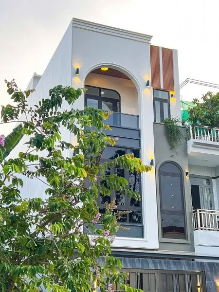🏡 BÁN NHÀ MẶT TIỀN QL1A – PHƯỜNG 6 TP TÂN AN LONG AN – 74M² – 1 TRỆT 2 LẦU – GIÁ 2 TỶ 470 🔑