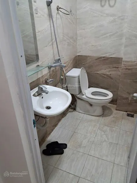 Phú đô mặt ngõ ô tô sau bv hồng ngọc, lê quang đạo cách phố lê quang đạo chỉ 500m, giá 6.65 tỷ
