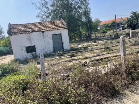 Đât gần biển