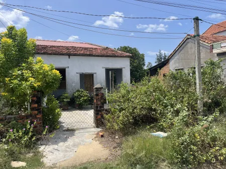 Bán nhà gần biển