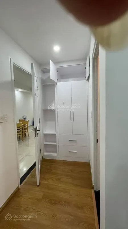 Chính chủ bán gấp căn hộ 2pn 2wc giá tốt nhất thị trường 0938 990 ***