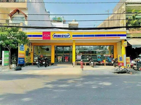 Mặt tiền thạch lam 11.5m x 17.5m, cấp 4, sẵn hđ thuê 45tr/th đoạn sung kinh doanh sầm uất