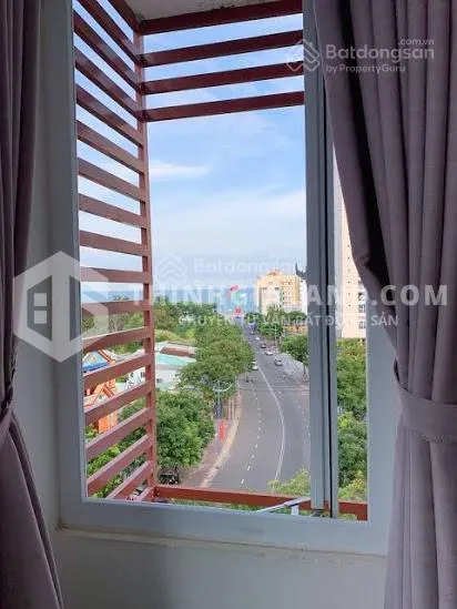 Bán khách 7t hoàn công 25p kinh doanh mặt tiền hoàng hoa thám, cạnh quảng trường cột cờ view biển