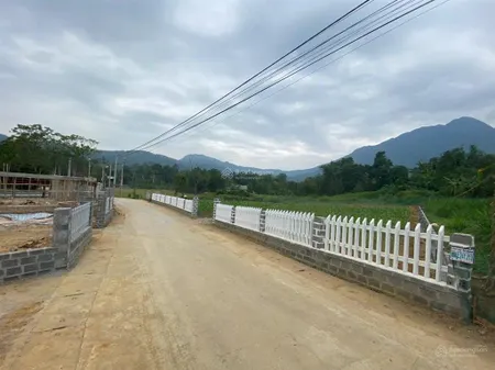 Chính chủ gửi bán lô đất mặt đường rộng miên man. vân hòa ba vì