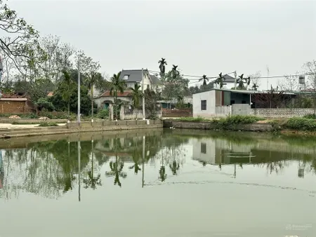 Hàng hiếm chủ ngộp tiền bán rẻ 70m view hồ tại hoà lạc cách tỉnh lộ 420 chỉ 200m