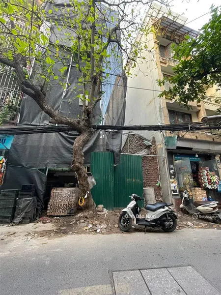 Mặt phố đống đa 76,5m đất đường ô tô tránh kinh doanh sầm uất có gpxd 8t sổ vuông đẹp