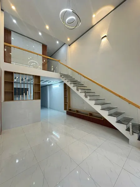 nhà cấp 4 gác lửng mới xây song 92 m full thổ Chỉ 1Tỷ650
