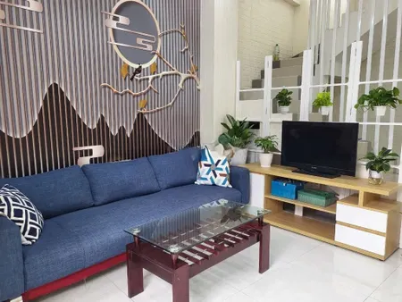 Nhà Nguyên Căn Full Nội Thất Hoà Hưng Q10 gần Cách Mạng Tháng Tám , Lê Thị Riêng