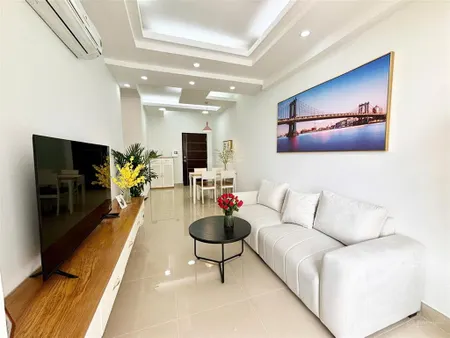 Căn hộ góc vị trí đẹp dt 72, 2pn 2wc, chung cư sky garden 3, quận 7