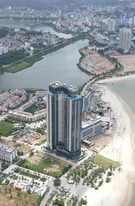 Căn hộ a la carte hạ long bay 2 tỷ, 45 m2 3 nước chân tới biển