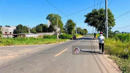 Mặt tiền lê thánh tông thị trấn đất đỏ 9000m2 ngang 128m x 72m