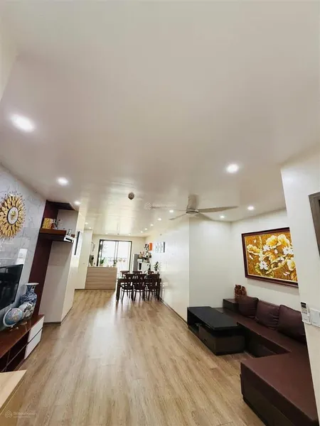 Bán chcc hoa hậu ở new horizon 87 lĩnh nam dt 102m2 3 phòng ngủ 2 wc