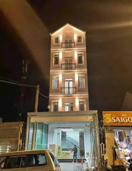 BÁN NHÀ MẶT TIỀN KINH DOANH NGUYÊN TỬ LỰC, ĐÀ LẠT GIÁ 11 TỶ