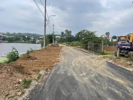 ĐẤT NỀN DÃY PHÂN LÔ VIEW HỒ CỰC ĐẸP ĐƯỜNG PHÙNG QUÁN, THUỶ DƯƠNG , BẤT ĐỘNG SẢN HUẾ