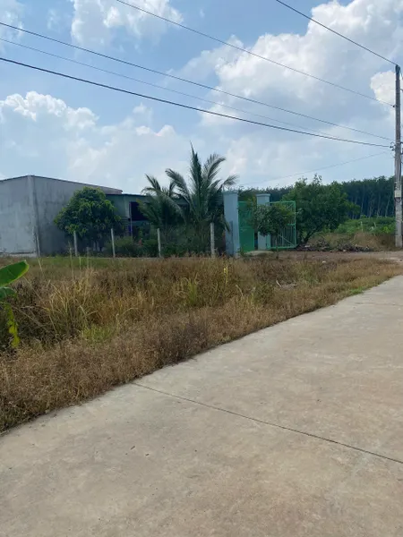 Chính Chủ Bán Gấp Lô Đất, Ấp 7 Minh Lập, Đường xe Ô tô, Diện Tích 5x50 mét, 100 thổ cư. Giá Chỉ 4xxTR