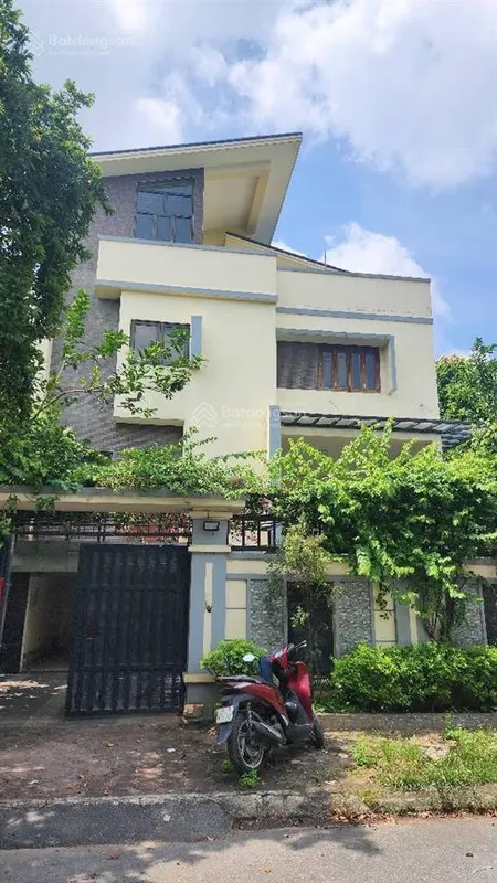 Bán bt hoa phượng, 39 tỷ, 310m2, 11pn, 10wc, hoài đức, hà nội, giá tốt