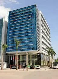 Bán tòa nhà 12 tầng phố bà triệu, hbt, hn, diện tích 190m2, mặt tiền rộng vuông vắn, 0913 851 ***