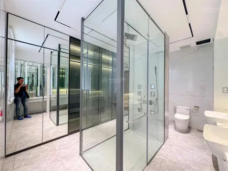 Nhà phố mới xây 4 x 15,5m, thang máy, gara, ngay huỳnh tấn phát q7. 0888 887 ***