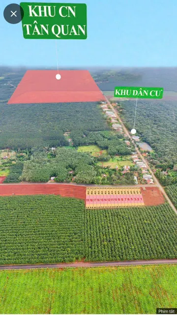 Gần khu du lịch hồ suối lai