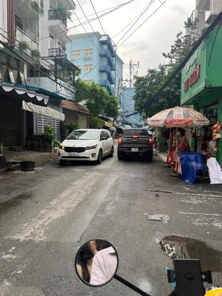 Bán nhà kho 17.78mx18,5m. hẻm 502 huỳnh tấn phát q7. gia 18,5 tỷ