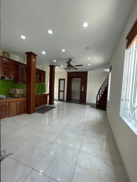 Bán nhà 44m² ngang 3.6m giá 18.8 tỷ Phường Yên Hòa (LH: Zalo 0862299066)