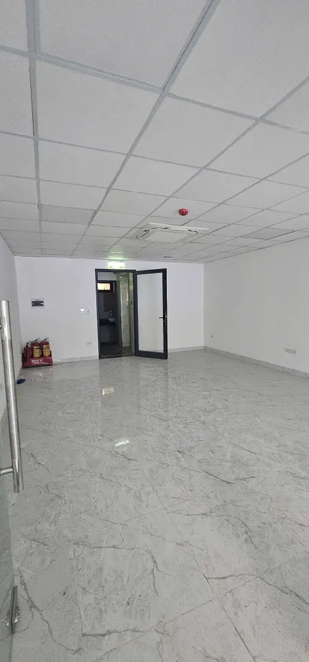HIẾM CÓ! MP Yên Phụ 85m² MT 5.8m 7 tầng thang máy KD đỉnh, 37.5 tỷ.