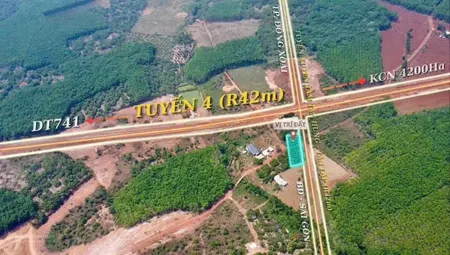 Đất nền tuyến xuyên tâm 32m 260tr