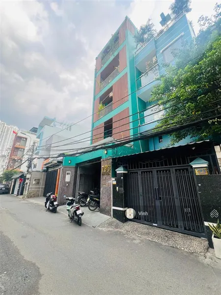 Bán đất khu kiều đàm gần cầu kênh tẻ, (4.5x20), khu vực xây dựng cao tầng, đường xe hơi tránh nhau
