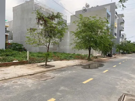 Đất ngay chợ vườn lài,dt 5x11,giá 3.3 tỷ,giá tốt cho đầu tư