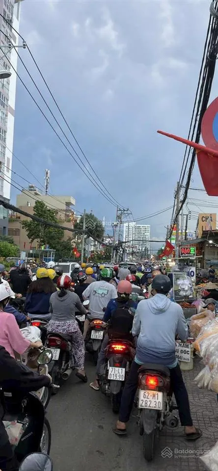 Bán đất tại lê văn lương, dt 6x34m, gần kdc thái sơn đang cho thuê 20tr/thang. giá 16 tỷ