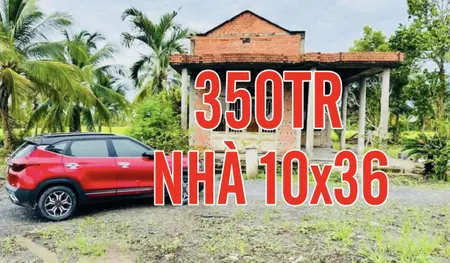 Nhà 10x36 thổ cư toàn bộ, 350tr sang tên ngay, sửa sơ dọn vô ở liền