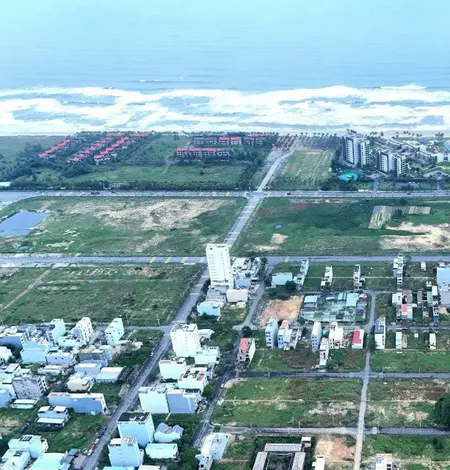 Bán đất 112,5m2 ( 5x22,6m ) Đường Trần Quốc Hoàn, gần Biển