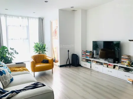Cần bán căn hộ hồ gươm plaza 102 trần phú dt 98m2 2 ngủ giá siêu hót. 0967 828 ***