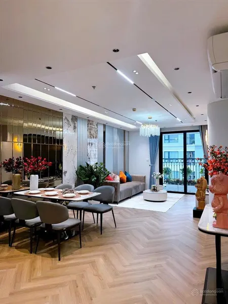 Chính chủ bán căn hộ 96m 3pn2wc tại golden west full đồ giá chuẩn 6.5 tỷ, hỗ trợ vay bank 70%
