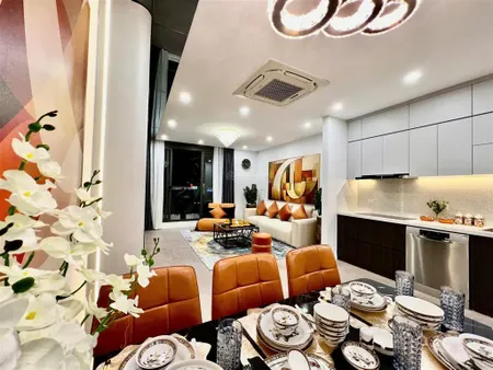 Chính chủ chú em bán gấp căn 86m2, 2 ngủ, full nội thất, giá 5.5 tỷ, tuyển 0326 533 ***