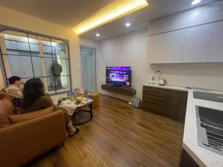 Bán tập thể tại nguyễn chí thanh! 68m2, tầng 2, 2pn, ô tô chạy vòng quanh, ở ngay!