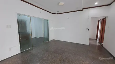 Bán gấp căn hộ tầng trệt giai việt q8