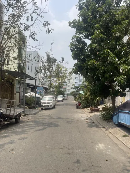 Bán nhà ngang 7x18m-Phạm Thế Hiển, Quận 8 - nhà củ tiện xây mới - KD sầm uất, chỉ nhỉnh 11  tỷ