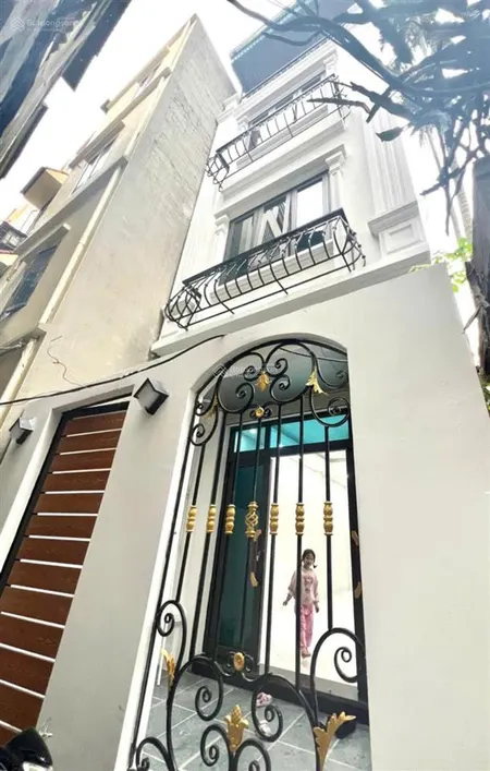 Tin thật 100% không có căn thứ 2 dt50m2, dân xây,thiết kế đep. đúng 50m2 oto tránh. giá bán 6.5 tỷ
