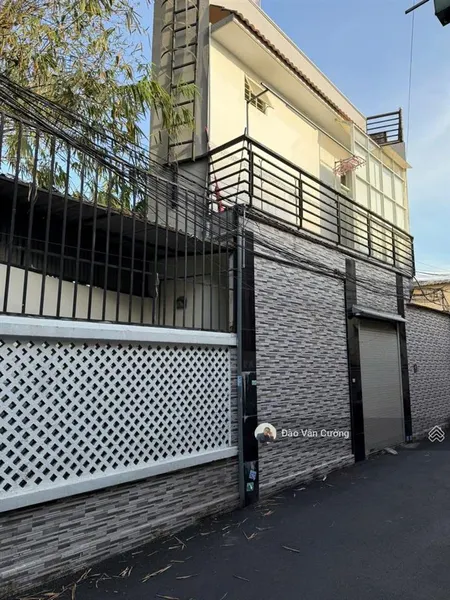 Bán nhà hẻm xe hơi gần phạm văn đồng an bình dĩ an giá 2 tỷ 790tr 56m2 1 trệt 1lầu