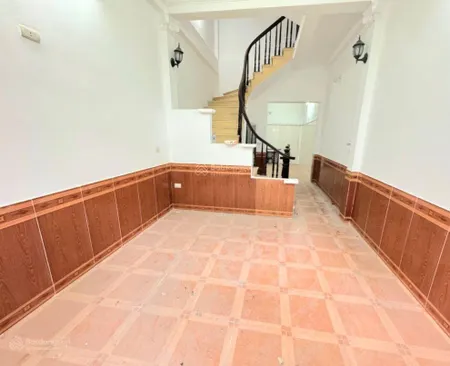 Bán gấp nhà dân xây diện rộng, giá rẻ nhất khu vực. gần trường đại học đại nam.giá đầu tư.