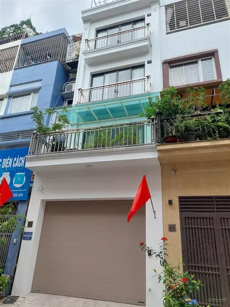 Cc bán nhà phân lô kđt văn phú, diện tích 85m2, 5 tầng đường 16m.