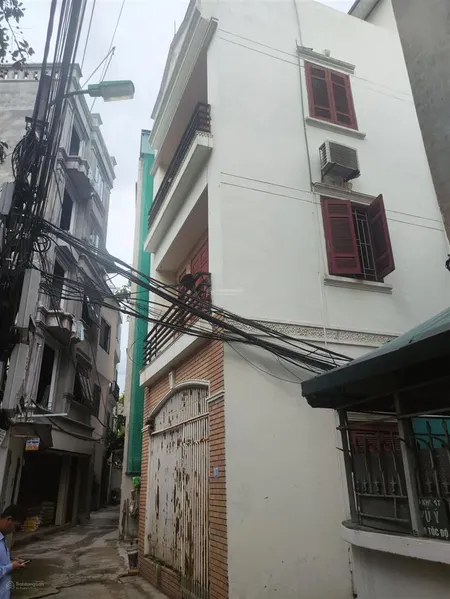 Bán nhà ngõ ô tô thạch bàn long biên dt 63m2 mt 5m 3tầng 10.8 tỷ lô góc ba mặt thoáng