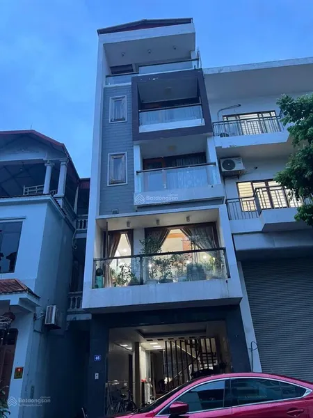 Siêu phẩm nhà đẹp giang biên ô tô tránh 5 tầng hiện đại 8,9 tỷ