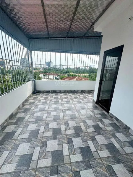 Nguyễn văn cừ full nội thất 6 tầng thang máy oto đỗ cửa trung tâm gia thụy có 10,x tỷ