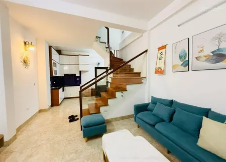 Bán nhà 4 tầng, thiết kế hiện đại 3 phòng ngủ phòng thờ riêng cách cầu chương dương 1,3km giá rẻ