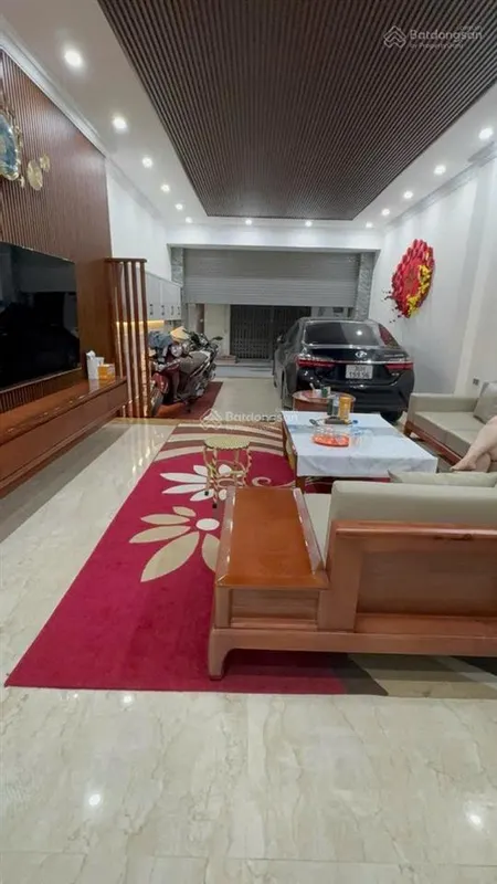 Siêu hiếm hoa hậu phân lô láng hạ gara ô tô ô tô tránh thang máy 66m2 6 tầng 28tỷ