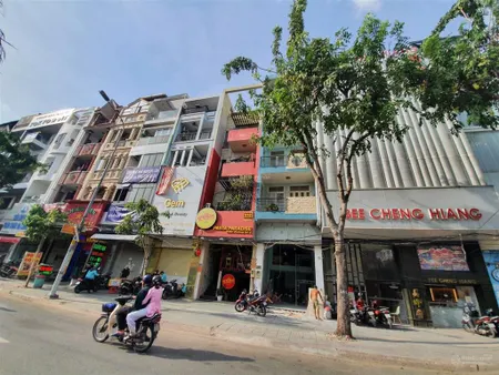 Bán nhà mặt tiền đường nguyễn hồng đào, p14 tân bình. dt 4.1x16.5m, trệt 3 lầu. giá chỉ 16.5 tỷ