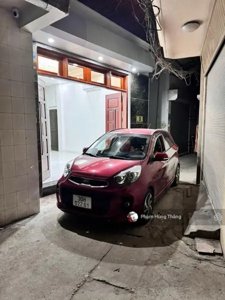 Bán nhà mặt ngõ 147 tân mai. hoàng mai. gần 40m. 5t. mt 4,3m. thang máy. ô tô đỗ cửa. giá 10 tỷ hơn