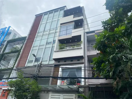 Rẻ hơn 25%! bán nhà mt nơ trang long, p14, bt, dt 9x20m, 5 tầng, hđt 185tr/tháng, giá 34 tỷ